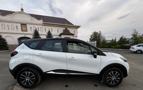 Renault Kaptur I рестайлинг, 2017 год, 1 650 000 рублей, 11 фотография