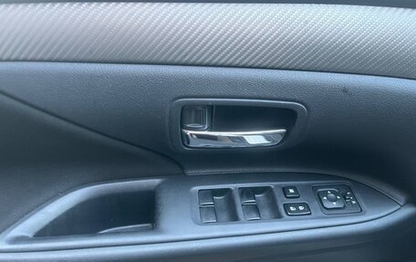 Mitsubishi Outlander III рестайлинг 3, 2013 год, 1 350 000 рублей, 13 фотография