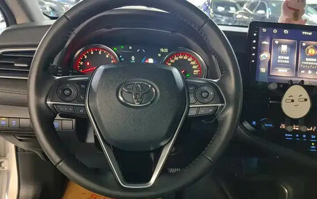 Toyota Camry, 2022 год, 2 450 000 рублей, 8 фотография