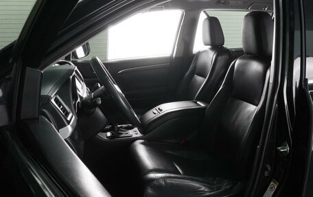 Toyota Highlander III, 2014 год, 2 569 000 рублей, 11 фотография