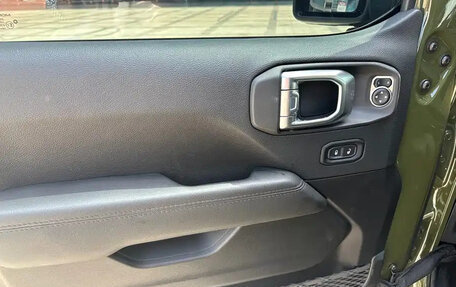 Jeep Wrangler, 2022 год, 4 030 099 рублей, 10 фотография