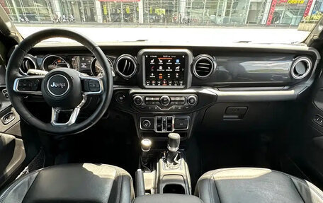 Jeep Wrangler, 2022 год, 4 030 099 рублей, 20 фотография