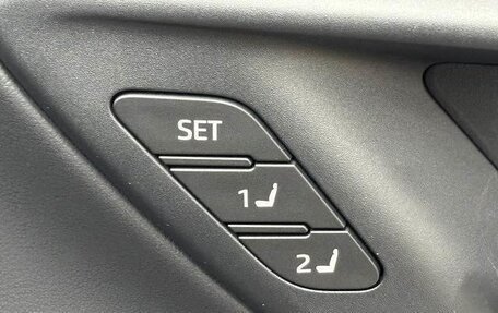 Toyota Crown, 2023 год, 3 284 000 рублей, 14 фотография