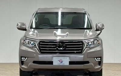 Toyota Land Cruiser Prado 150 рестайлинг 2, 2022 год, 3 680 000 рублей, 1 фотография