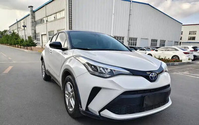 Toyota C-HR I рестайлинг, 2021 год, 2 200 000 рублей, 1 фотография