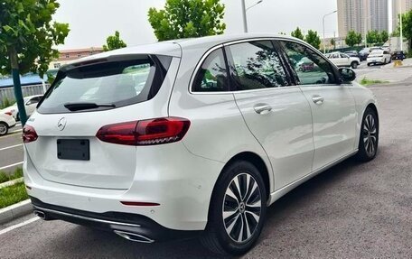Mercedes-Benz B-Класс, 2021 год, 1 620 000 рублей, 4 фотография