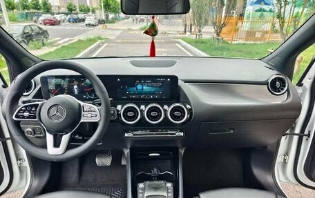Mercedes-Benz B-Класс, 2021 год, 1 620 000 рублей, 8 фотография