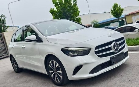 Mercedes-Benz B-Класс, 2021 год, 1 620 000 рублей, 3 фотография
