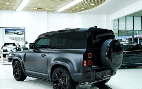 Land Rover Defender II, 2021 год, 7 000 000 рублей, 13 фотография