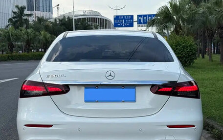 Mercedes-Benz E-Класс, 2021 год, 4 115 000 рублей, 4 фотография