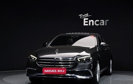 Mercedes-Benz E-Класс, 2020 год, 2 756 000 рублей, 2 фотография