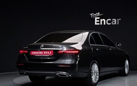 Mercedes-Benz E-Класс, 2020 год, 2 756 000 рублей, 3 фотография