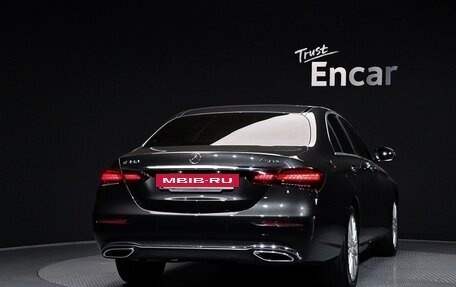 Mercedes-Benz E-Класс, 2020 год, 2 756 000 рублей, 4 фотография