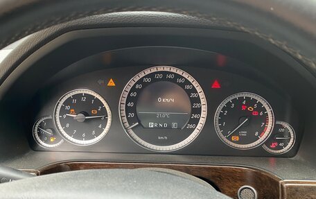 Mercedes-Benz E-Класс, 2011 год, 1 400 000 рублей, 4 фотография