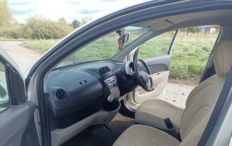 Toyota Passo III, 2004 год, 368 000 рублей, 3 фотография