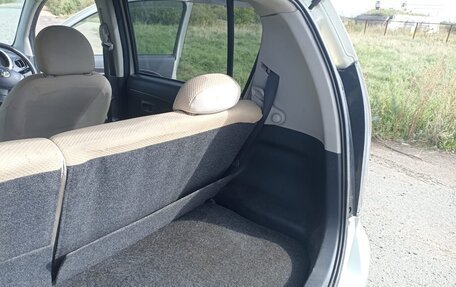 Toyota Passo III, 2004 год, 368 000 рублей, 6 фотография