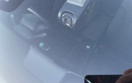 Toyota Prius IV XW50, 2019 год, 2 050 000 рублей, 20 фотография