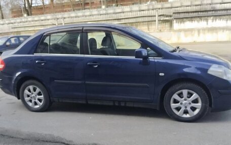 Nissan Tiida, 2010 год, 700 000 рублей, 2 фотография