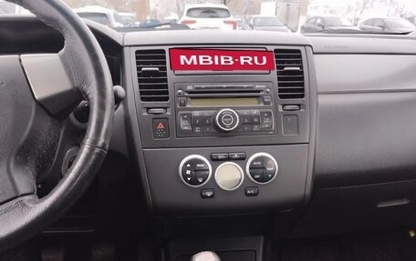 Nissan Tiida, 2010 год, 700 000 рублей, 4 фотография