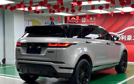 Land Rover Range Rover Evoque II, 2022 год, 3 350 000 рублей, 5 фотография