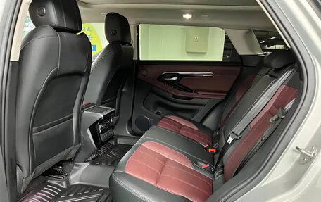 Land Rover Range Rover Evoque II, 2022 год, 3 350 000 рублей, 17 фотография