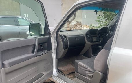 Mitsubishi Pajero III рестайлинг, 2002 год, 600 000 рублей, 16 фотография