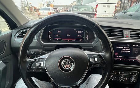 Volkswagen Tiguan II, 2019 год, 1 880 000 рублей, 6 фотография