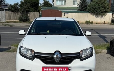 Renault Sandero II рестайлинг, 2016 год, 800 000 рублей, 1 фотография