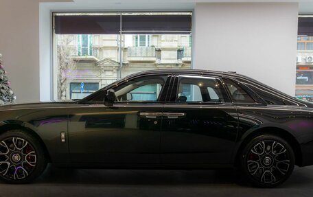 Rolls-Royce Ghost Series II рестайлинг, 2024 год, 43 000 000 рублей, 4 фотография