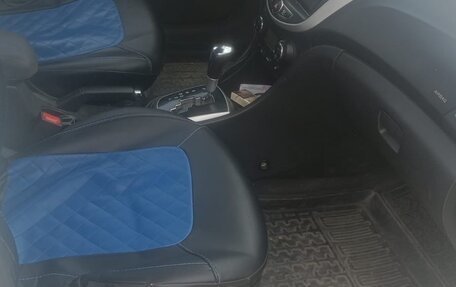 Hyundai Solaris II рестайлинг, 2012 год, 670 000 рублей, 7 фотография