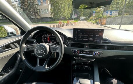 Audi A4, 2020 год, 2 700 000 рублей, 9 фотография