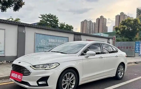 Ford Mondeo V, 2021 год, 1 800 000 рублей, 2 фотография