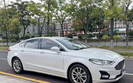 Ford Mondeo V, 2021 год, 1 800 000 рублей, 3 фотография