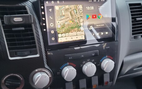 Toyota Tundra II, 2010 год, 2 700 000 рублей, 2 фотография