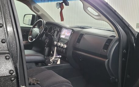 Toyota Tundra II, 2010 год, 2 700 000 рублей, 10 фотография
