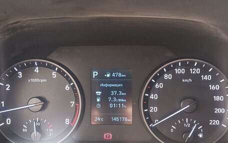 Hyundai Solaris II рестайлинг, 2017 год, 1 240 000 рублей, 11 фотография