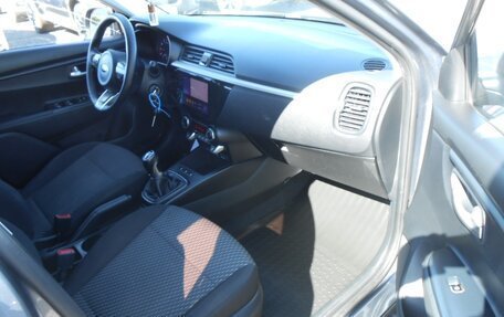 KIA Rio IV, 2017 год, 1 198 000 рублей, 12 фотография