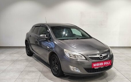Opel Astra J, 2011 год, 729 000 рублей, 3 фотография