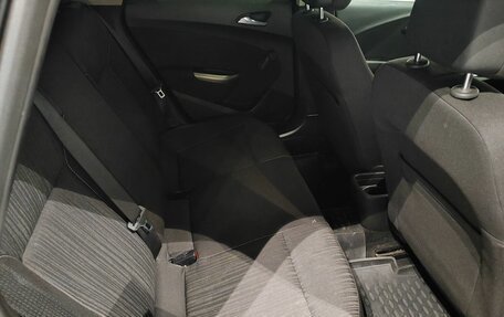 Opel Astra J, 2011 год, 729 000 рублей, 11 фотография