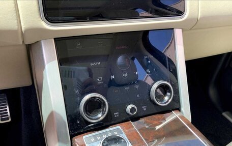 Land Rover Range Rover IV рестайлинг, 2021 год, 7 068 007 рублей, 30 фотография