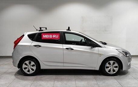 Hyundai Solaris II рестайлинг, 2015 год, 999 000 рублей, 4 фотография