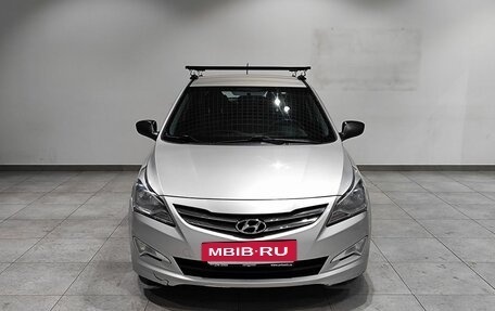 Hyundai Solaris II рестайлинг, 2015 год, 999 000 рублей, 2 фотография