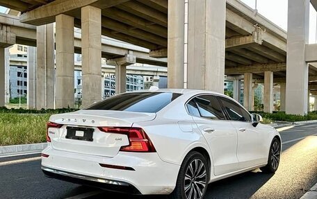 Volvo S60 III, 2022 год, 2 500 000 рублей, 6 фотография