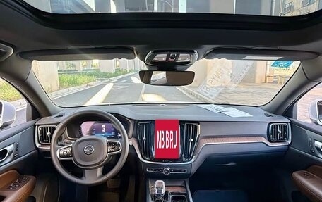 Volvo S60 III, 2022 год, 2 500 000 рублей, 9 фотография