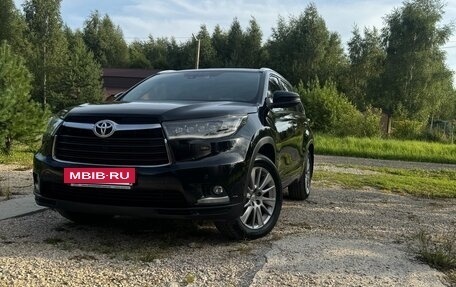Toyota Highlander III, 2013 год, 3 570 000 рублей, 11 фотография