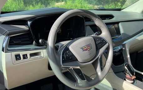 Cadillac XT5 I рестайлинг, 2016 год, 2 200 000 рублей, 11 фотография