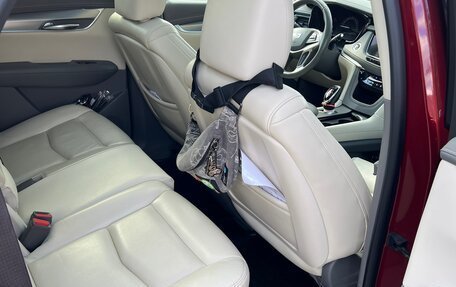 Cadillac XT5 I рестайлинг, 2016 год, 2 200 000 рублей, 18 фотография