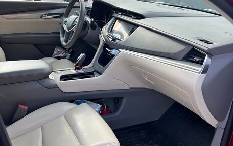 Cadillac XT5 I рестайлинг, 2016 год, 2 200 000 рублей, 16 фотография