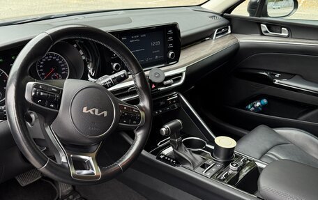 KIA K5, 2021 год, 2 400 000 рублей, 9 фотография