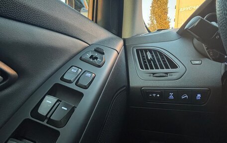 Hyundai ix35 I рестайлинг, 2011 год, 1 170 000 рублей, 14 фотография